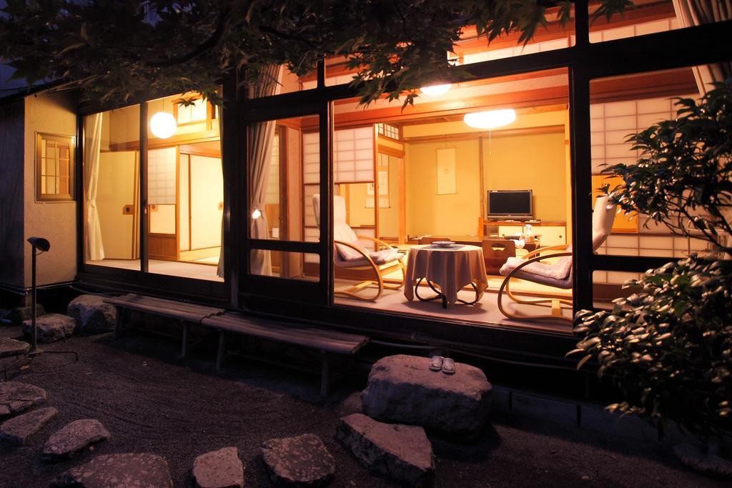 Shimizu Ryokan Yufu Exterior photo